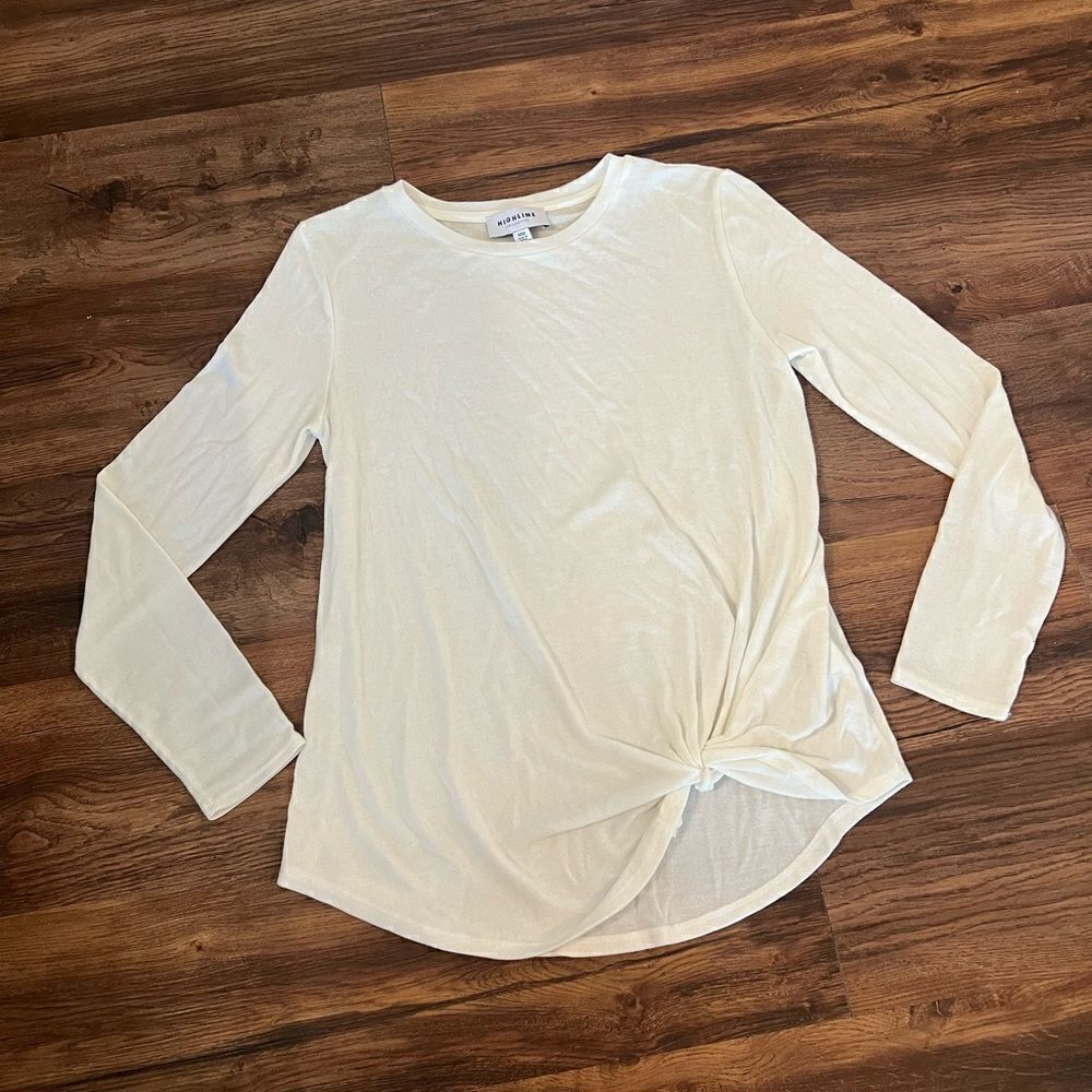 High line Collective Cream Long Sleeve Blouse
